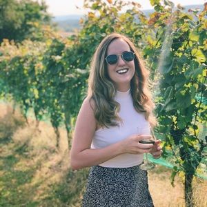 Meet your Posher, Courtney